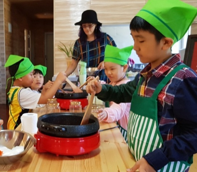 딸기잼 만들기 프로그램 소개 사진